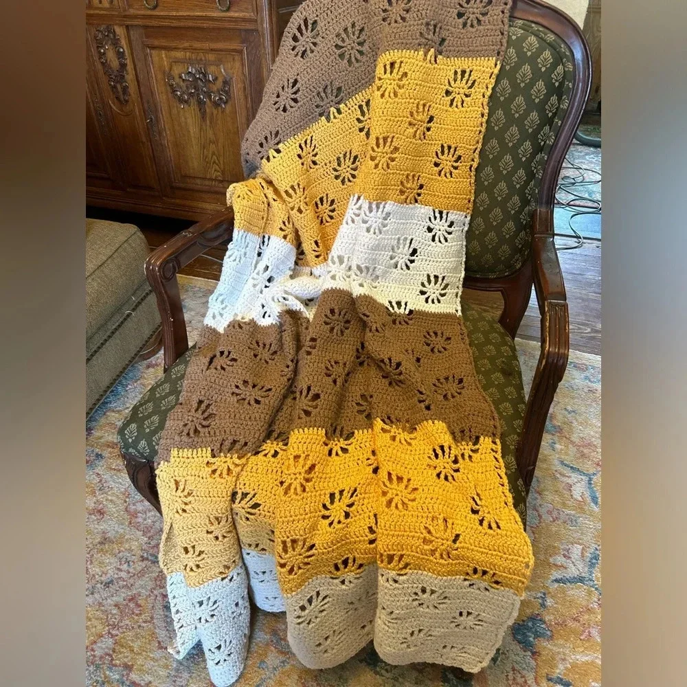 Vintage MCM Crochet Stripe Daisy Afghan Knit Blanket 55x71